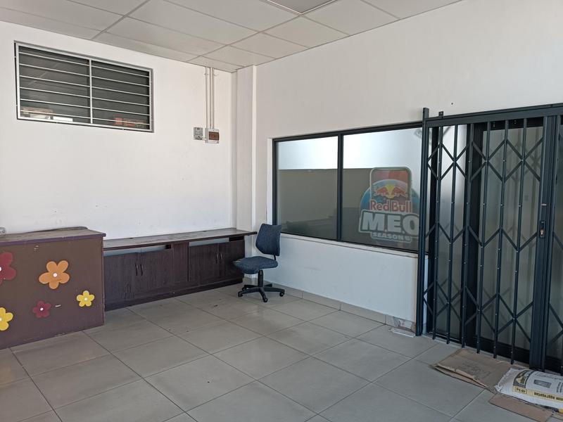 To Let commercial Property for Rent in Observatory Western Cape
